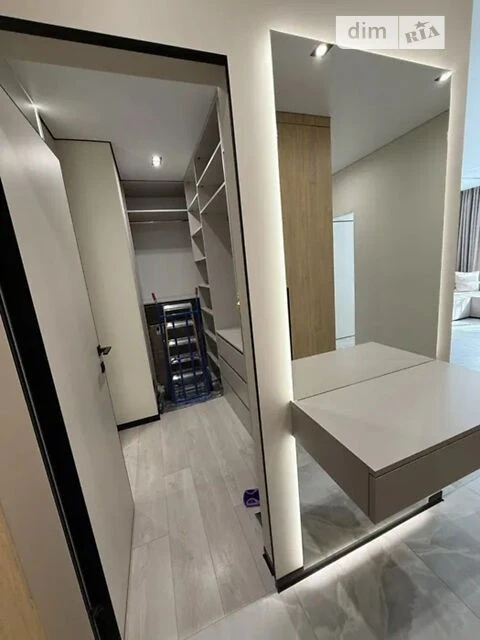 Продаж 2к квартири 67 кв. м на вул. Олександра Олеся 27А • I