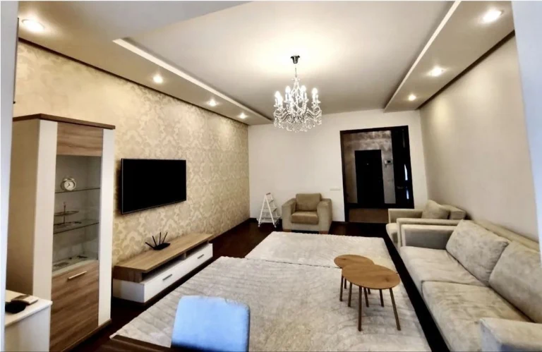 Podil, Pochainynska 70 | Cozy 2-room apartment for sale 78 m² with furniture