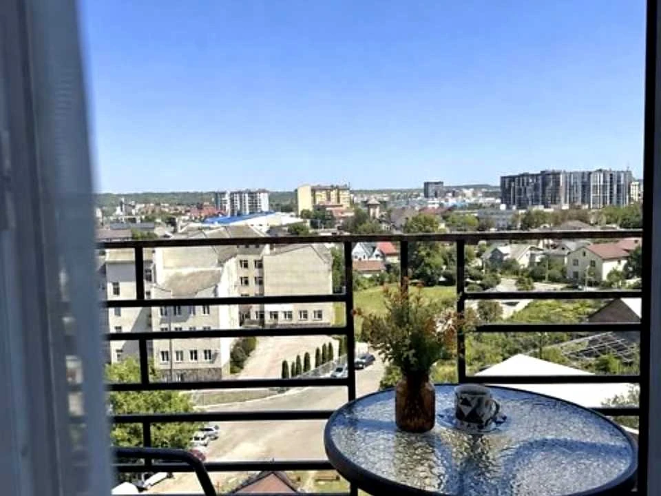 Квартира. Івано-Франківськ, Богдана Хмельницького вул., (Буд