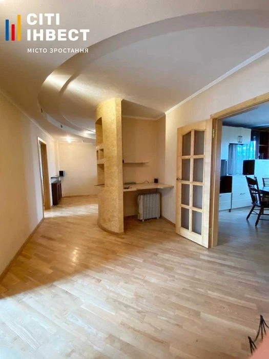 Продам квартиру на Новгородской.