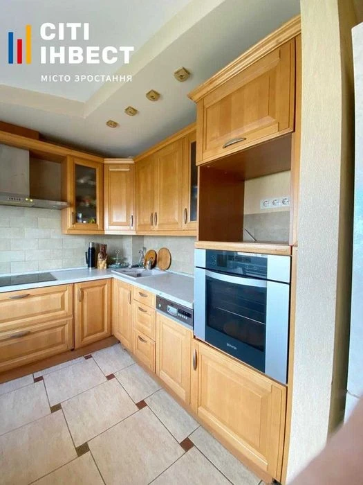 Продам квартиру на Новгородской.