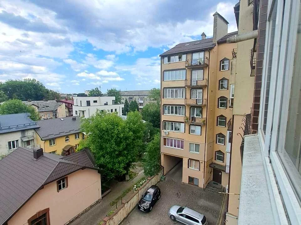 Квартира. Івано-Франківськ, Марійки Підгірянки вул.