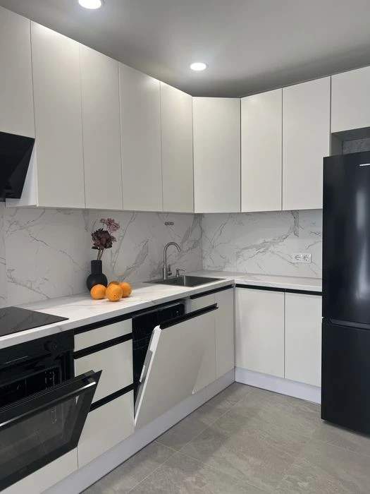 For sale, 1-room apartment, euro-dvushka, 52.5m2, Roksolany St., district
