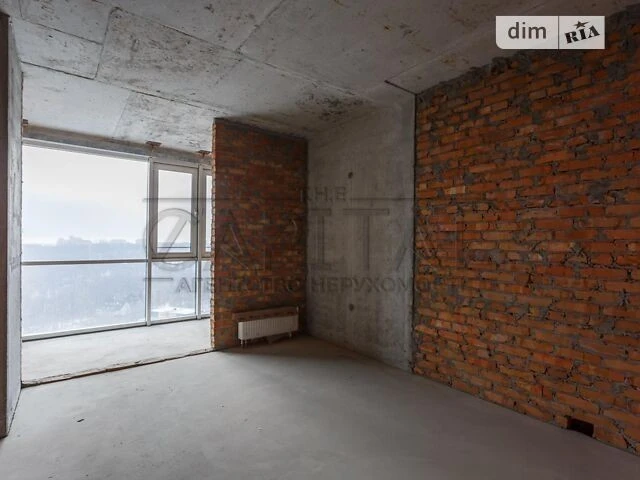 For sale 4-room apartment 152 sq. m. on Vasylkivska Street 1 • ID 34