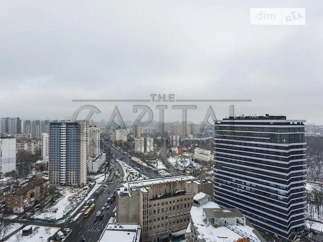 For sale 4-room apartment 152 sq. m. on Vasylkivska Street 1 • ID 34