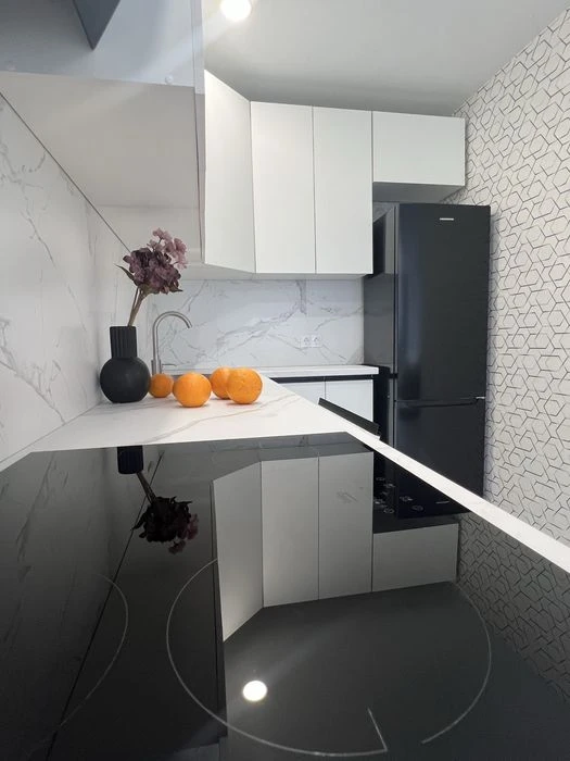 For sale, 1-room apartment, euro-dvushka, 52.5m2, Roksolany St., district