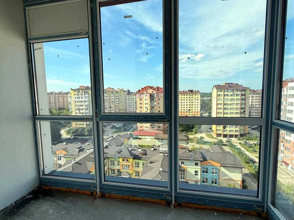 Квартира. Івано-Франківськ, Хіміків вул., (Будинок 4)