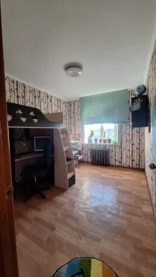 Продам 3 кім 5/9 з газовим опаленням