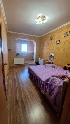 Продам 3 кім 5/9 з газовим опаленням