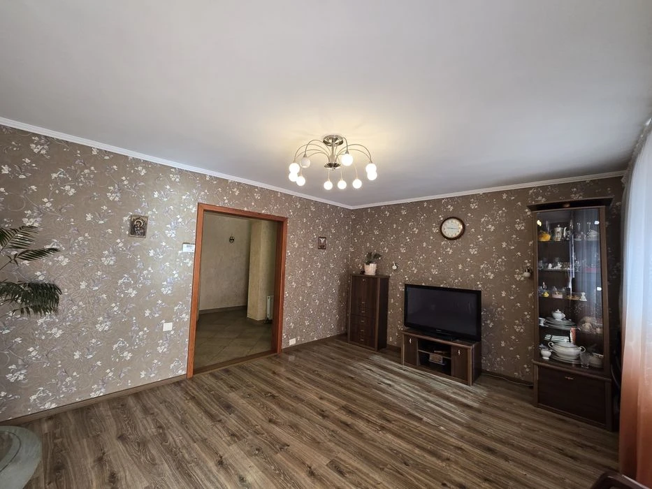Продаж 3к , газове опалення, на Миколаївці, 89.4м2
