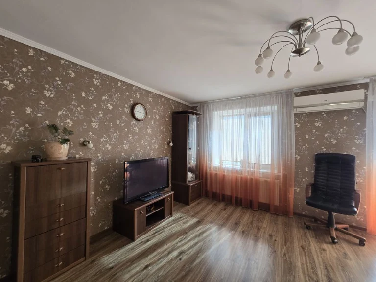 Продаж 3к , газове опалення, на Миколаївці, 89.4м2