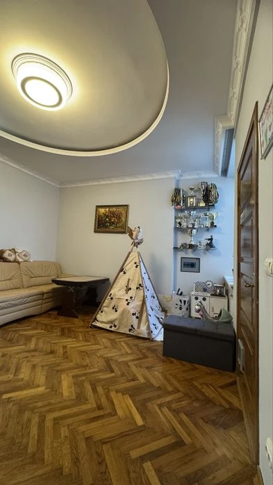 3-х кімн, Кобилянська, центр, 87 м.кв, 5/5, ремонт