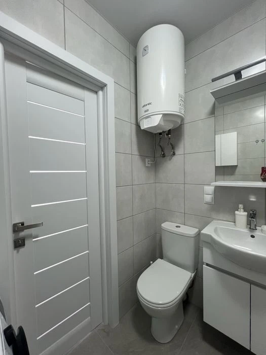 For sale, 1-room apartment, euro-dvushka, 52.5m2, Roksolany St., district