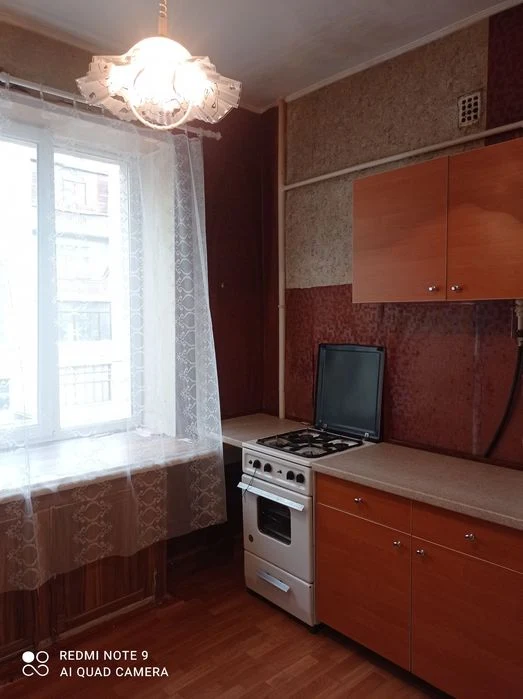 I'm selling my apartment in the city center, on Girshman Street.