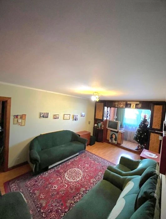 Продається квартира