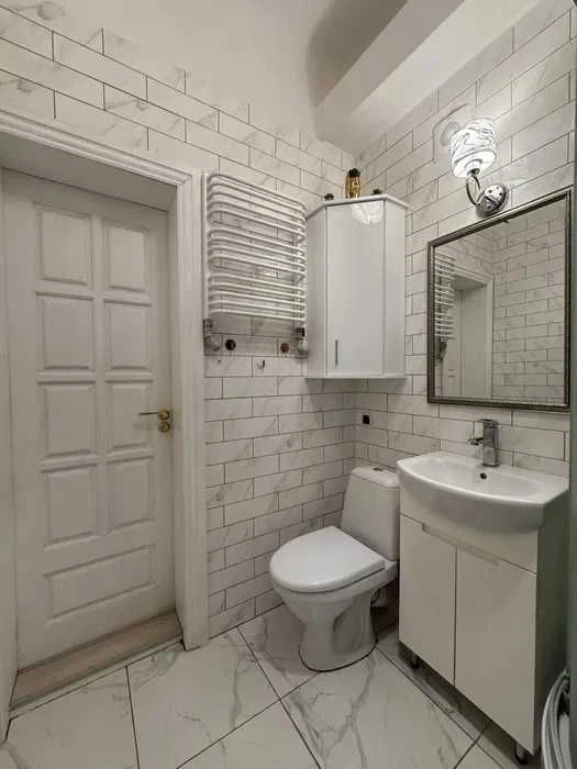Ексклюзивна  4 кім квартира ,98 кв.м ,район Новомиколаївка