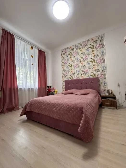 Ексклюзивна  4 кім квартира ,98 кв.м ,район Новомиколаївка