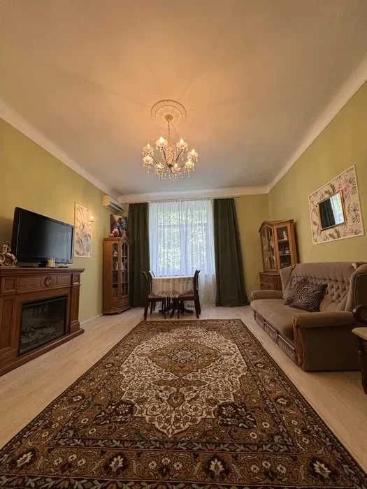 Ексклюзивна  4 кім квартира ,98 кв.м ,район Новомиколаївка