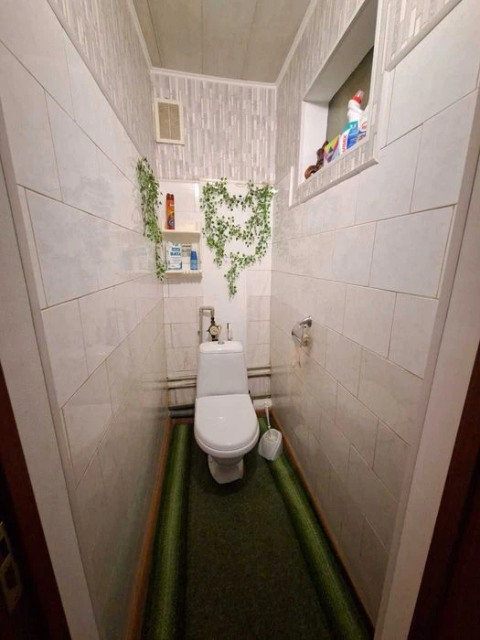 Продається 3  кім квартира з газовим опаленням