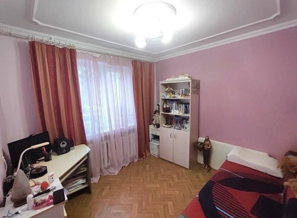 •Продаж 3 кімнатної квартири. Бульвар