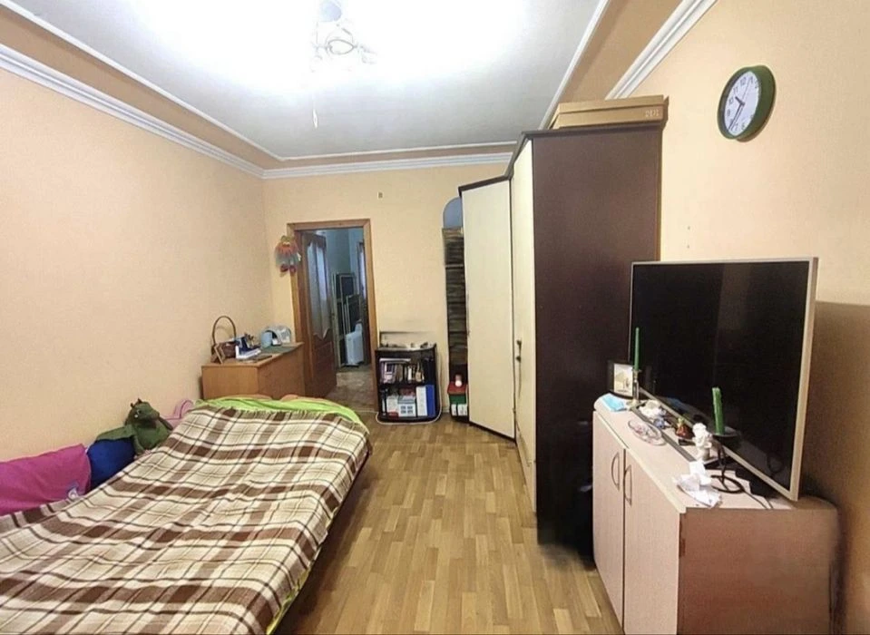 •Продаж 3 кімнатної квартири. Бульвар