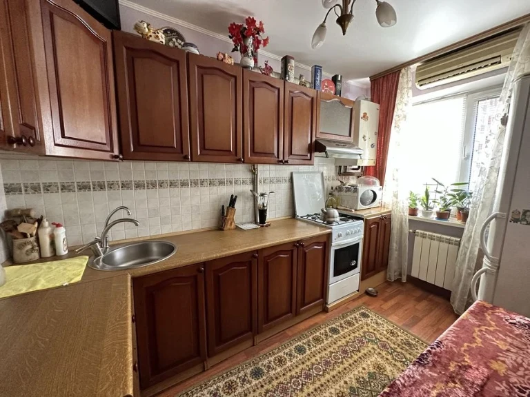 3-кім квартира, Проспект Незалежності