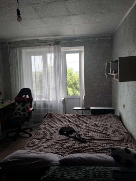 Комната в общежитии.  Ковалевка.(Кременчутская).