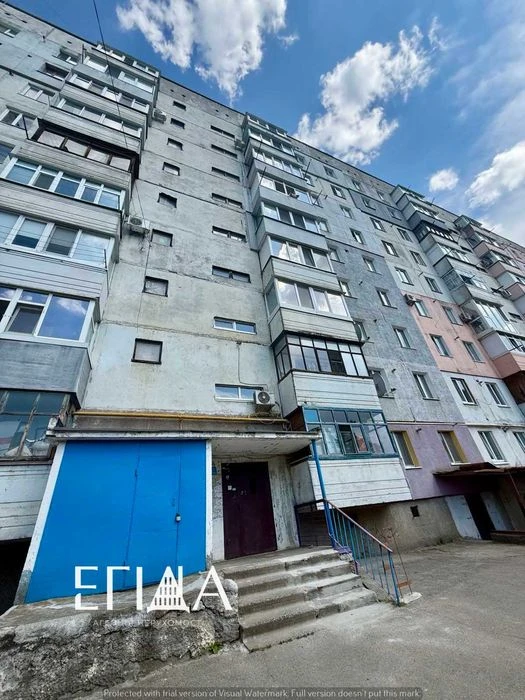 3 - кімнатна квартирна по вулиці Кропивницького, 7/9, АГО.