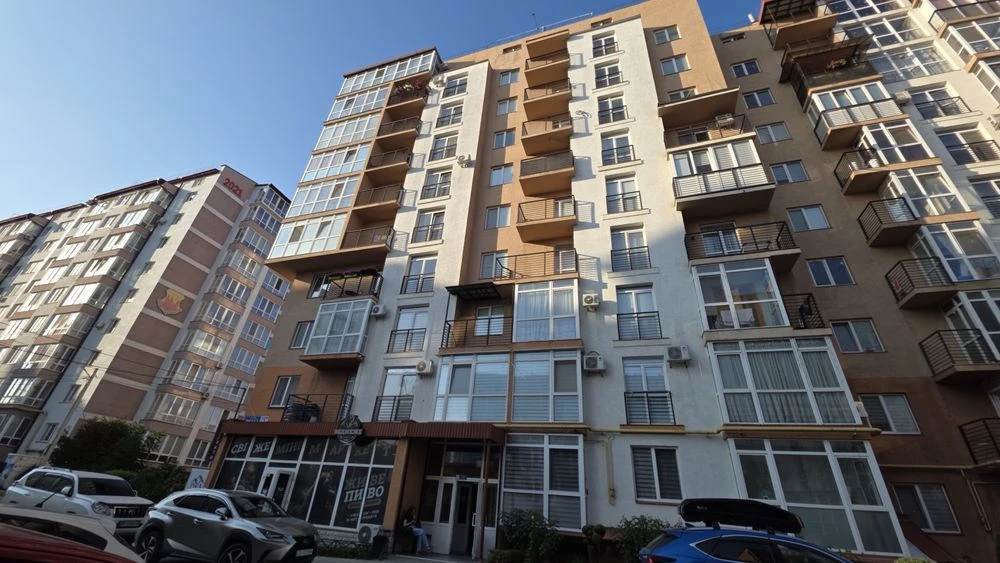 Продається новобудова поруч Макдональдс