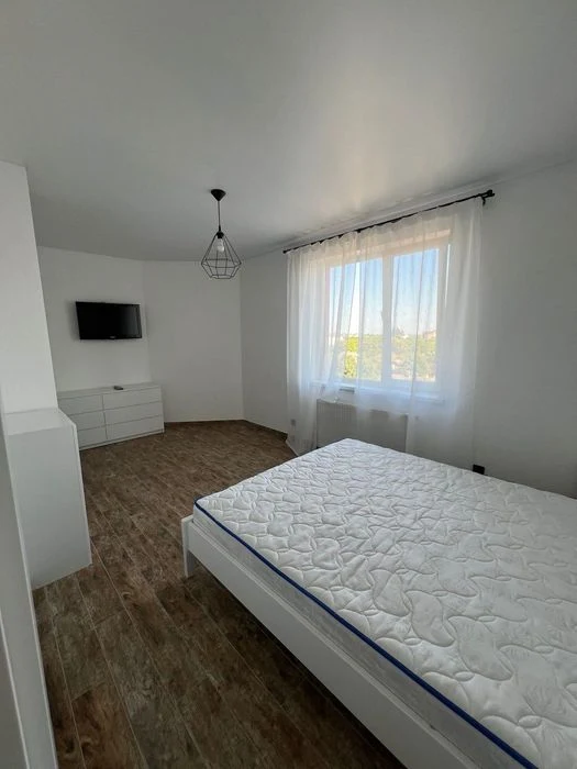 2-кімнатна квартира 64 м² у новобудові на Винниченка — меблі