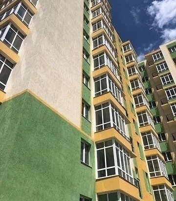 Продається 3кімнатна здана новобудова