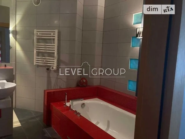 Sale of 2-room apartment 79 sq. m on Mykoly Bazhana Ave. 7Zh • ID