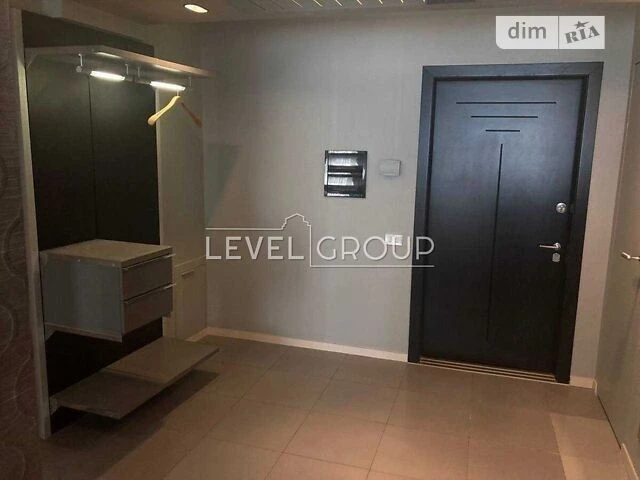 Sale of 2-room apartment 79 sq. m on Mykoly Bazhana Ave. 7Zh • ID