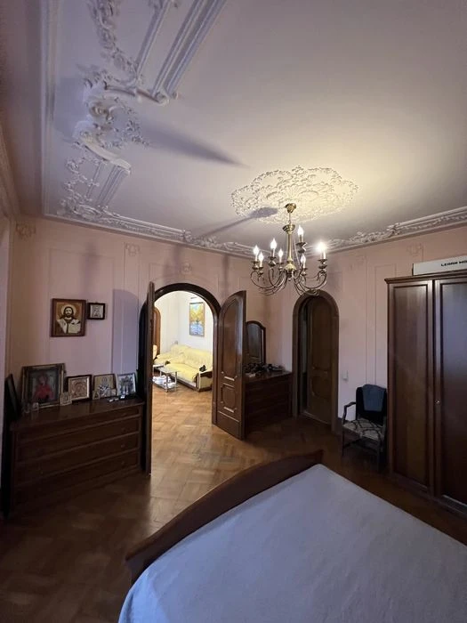 Продаж квартири центр Гете/Університетська