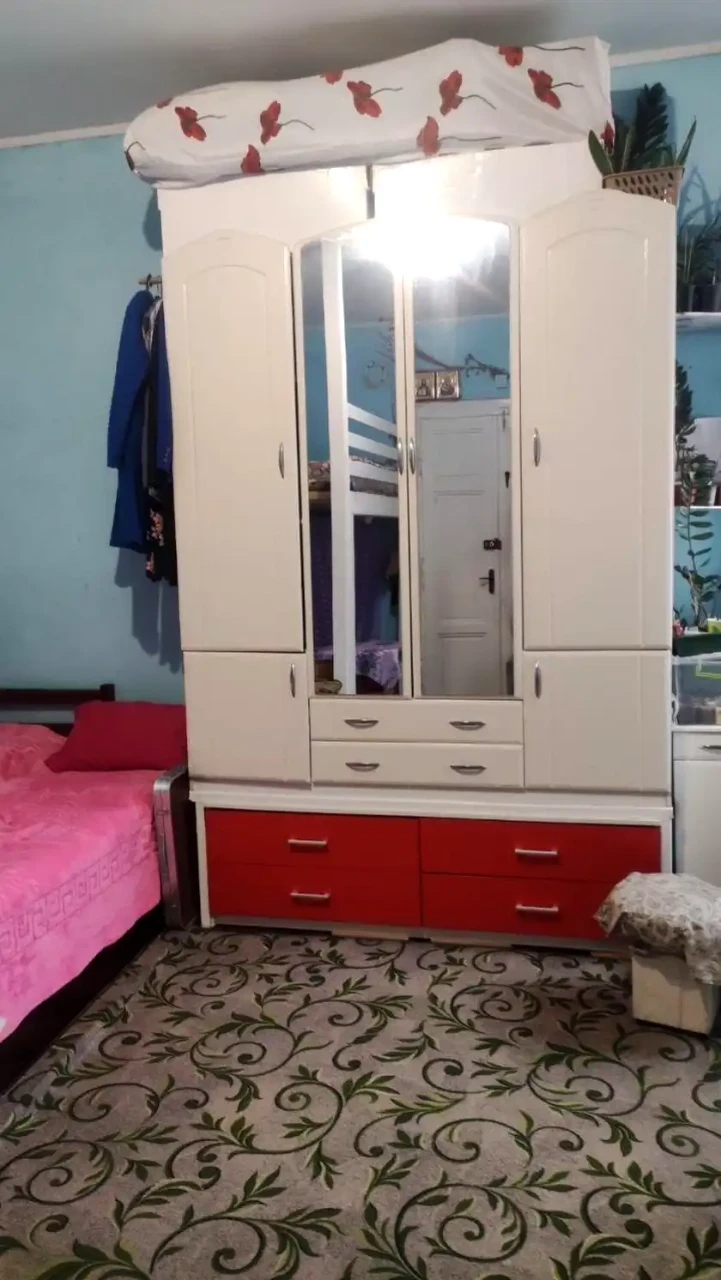 Продаж квартири 1-кімн. 29 м² 4/4 пов.