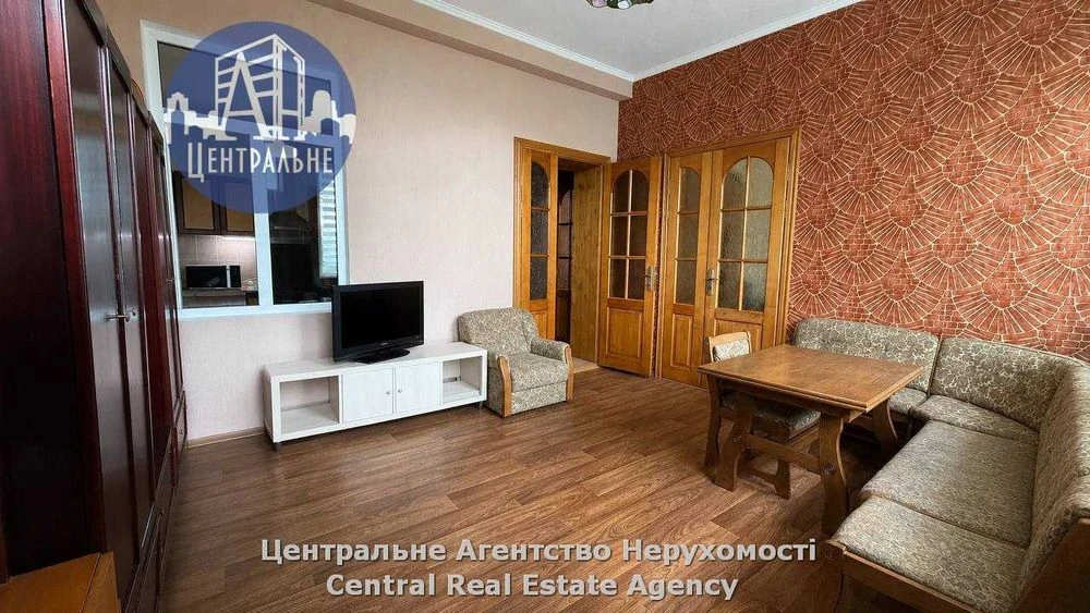 Продаж 3-кімнатної квартири в районі університету ім. Ю. Фед