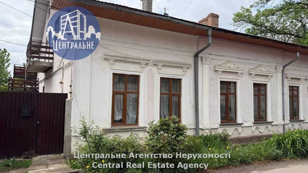 Продаж 3-кімнатної квартири в районі університету ім. Ю. Фед