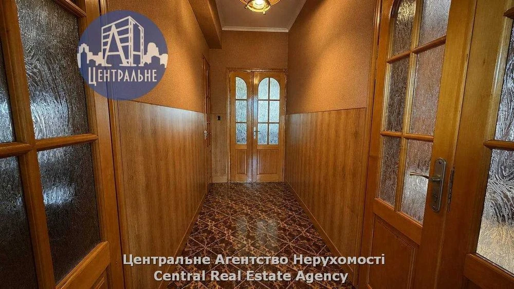 Продаж 3-кімнатної квартири в районі університету ім. Ю. Фед