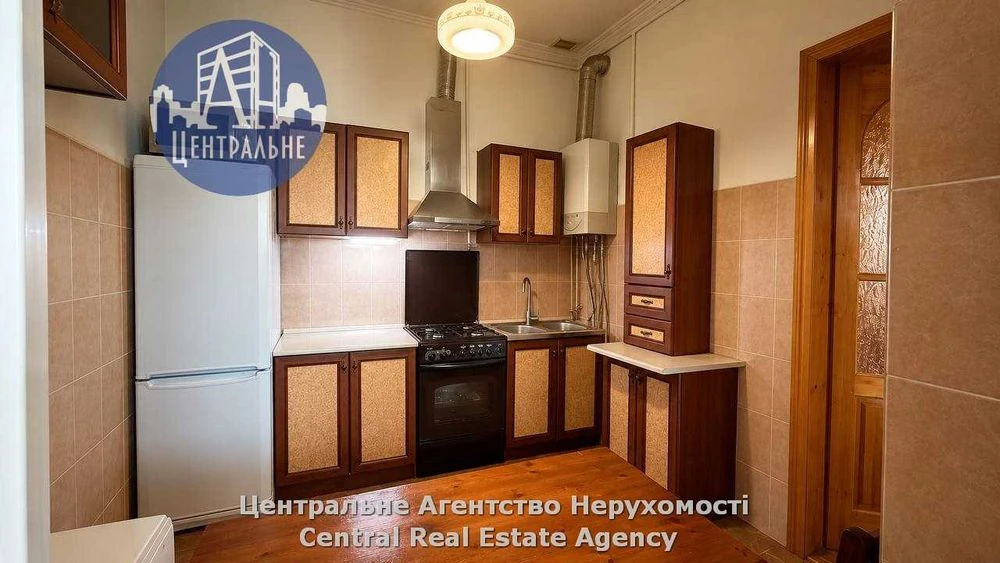 Продаж 3-кімнатної квартири в районі університету ім. Ю. Фед