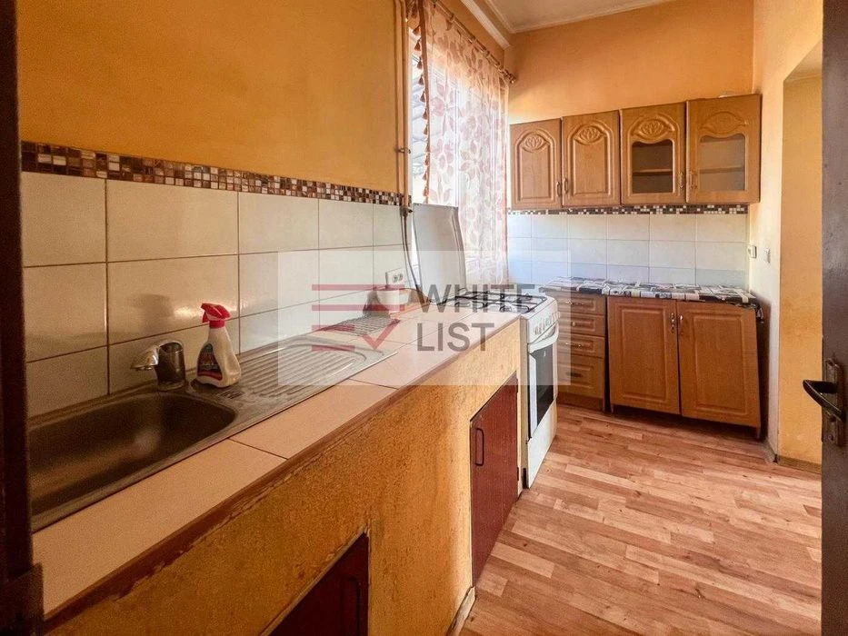 Продаж 2-кімнатної квартири у особняку, вул.Вижницька