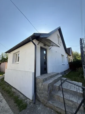 Продаж 3-кім квартири у будинку