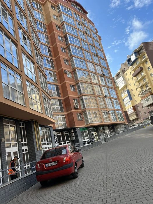 Квартира на рівненській власник
