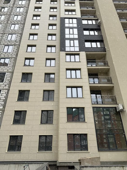 Продається 2х кімнатна новобудова76м 2  Герцена (Парус),