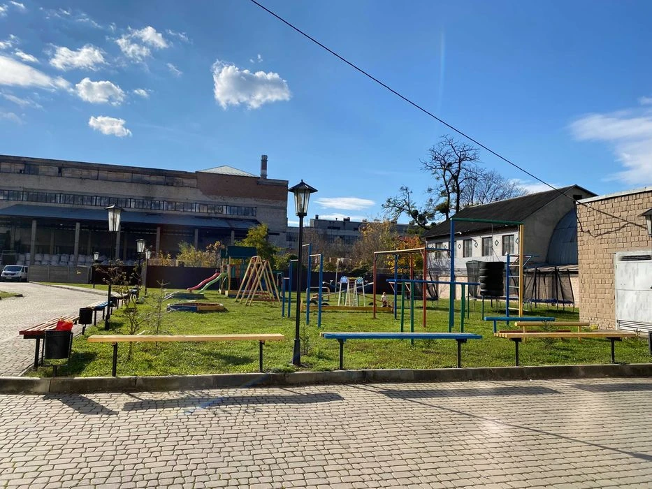 Дворівнева новобудова з ремонтом