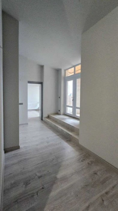 Продається Пентхаус 186 м² з ремонтом і терасою Чернівці, ЖК