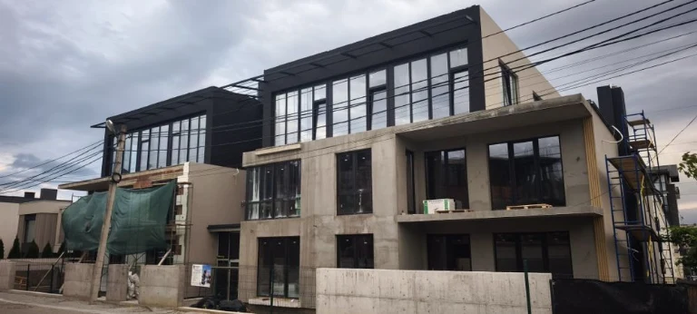 Продається двокімнатна квартира ,дослідна станція.