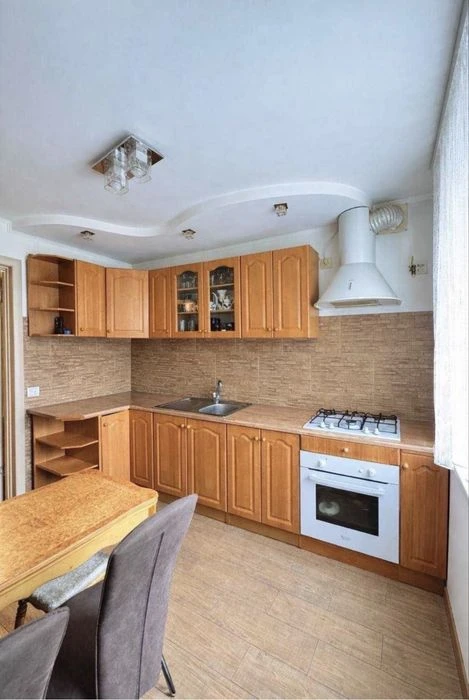 Продам 3 кімнатну квартиру, проект «чешка»