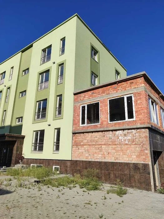 Продається 3-кімн квартира у новобудові на вул Спортивна (ра