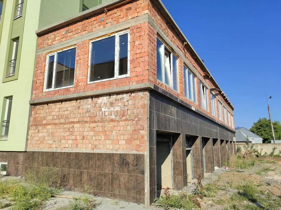 Продається 3-кімн квартира у новобудові на вул Спортивна (ра
