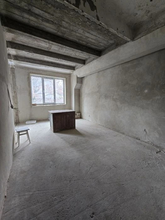 2-кімнатна квартира 77 м² | зданий будинок | вул. Кармелюка
